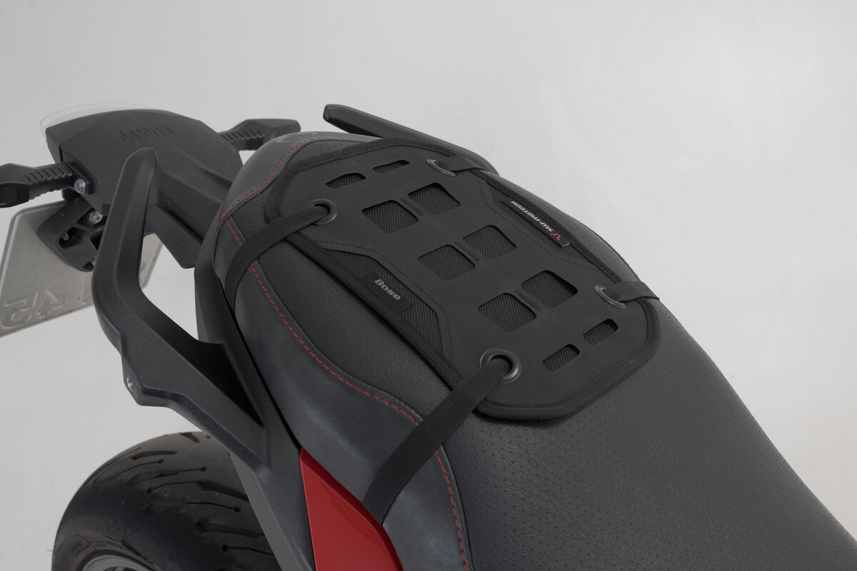 SW-Motech PRO Base avec embout MOLLE pour Honda CMX 1100 Rebel