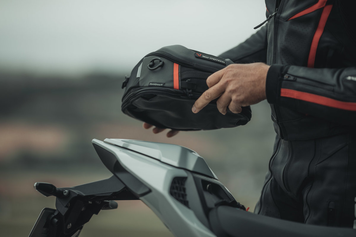 SW-Motech Sacoche arrière PRO Roadpack Honda SH 300 (07-20), NF02