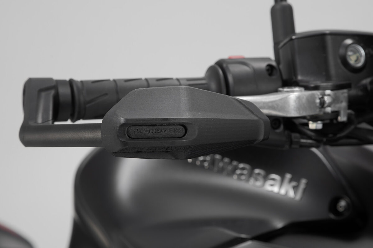 SW-Motech Hebelschützer mit Windabweiser für Kawasaki Z 1100 /SE (26-) / Z 650 S (26-)