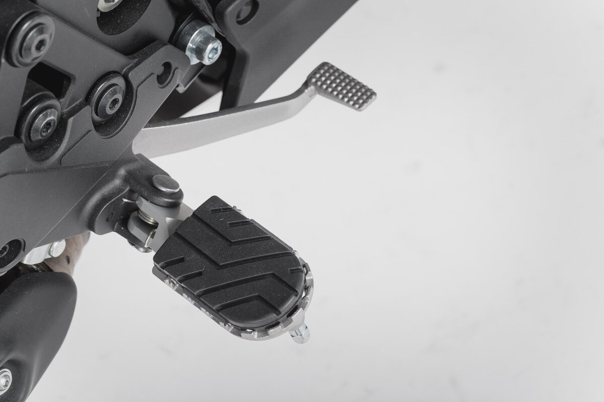 SW-Motech Verstellbare Fußrasten ION, Edelstahl, für Kawasaki Z 900 RS SE