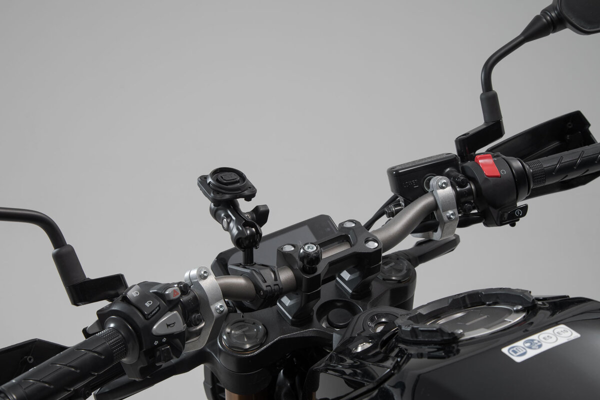 Kit de support de navi T-Lock avec Navi Case pour Moto Guzzi V9 Bobber /Sport - SW Motech
