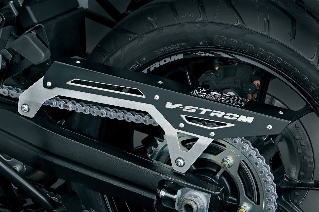 Kettenschutz aus Aluminium für Suzuki V-Strom 1050 DE (23-) Original