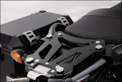 Kit de montage Top-Case "Alu Box" pour Suzuki V-Strom 650 BJ. 2012-2016