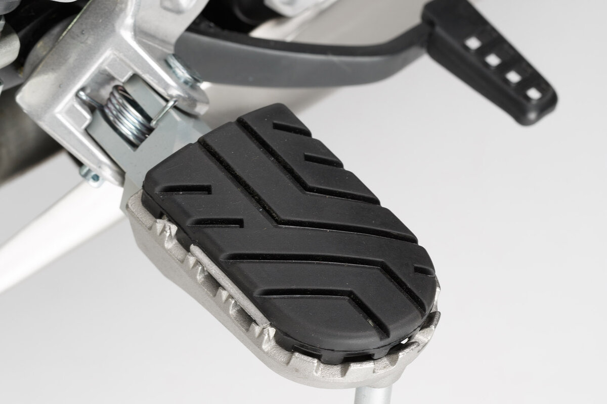 Kit repose-pieds ION SW Motech