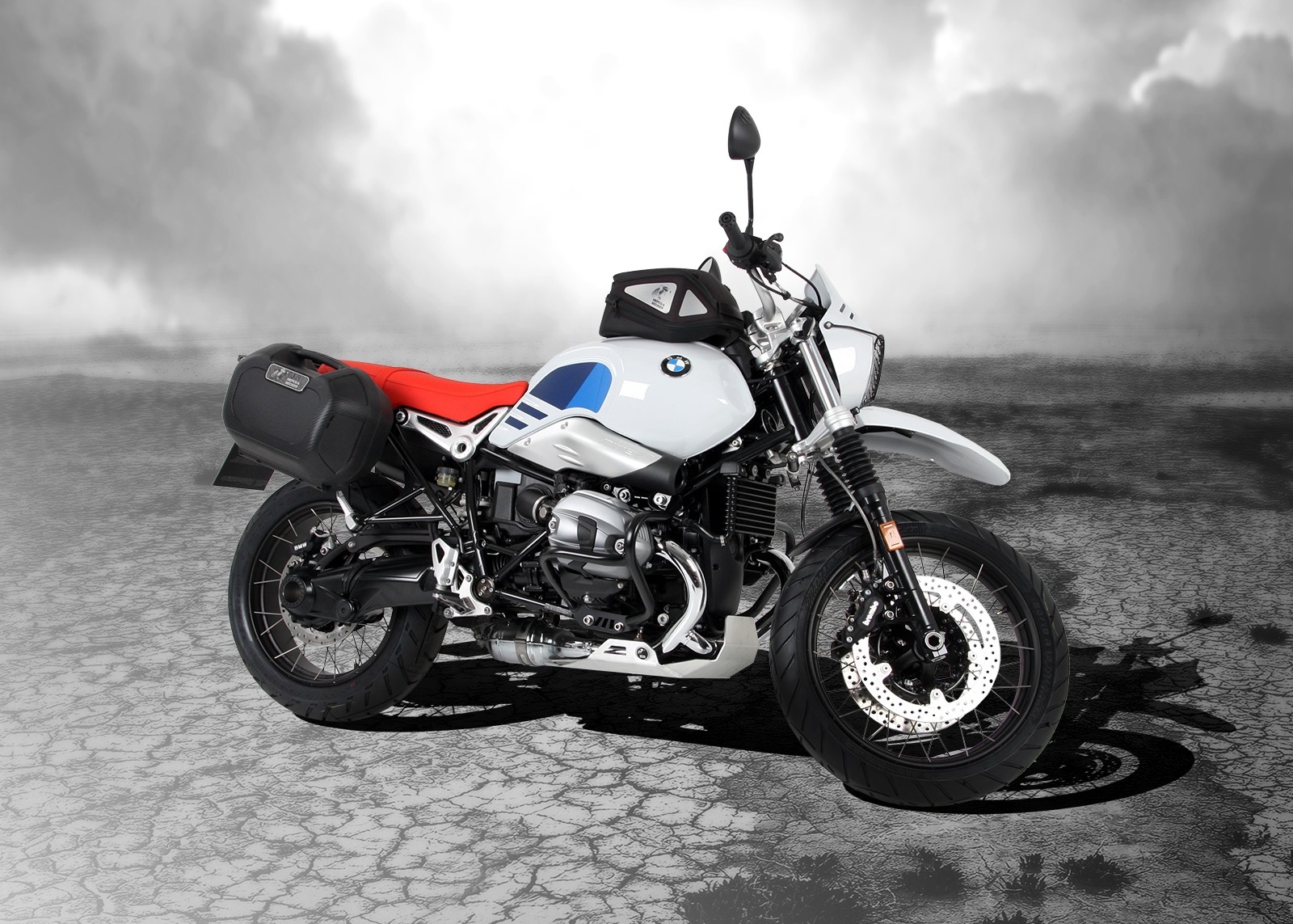 C-Bow Seitenträger schwarz für BMW R nineT Urban G/S (17-23) Hepco & Becker