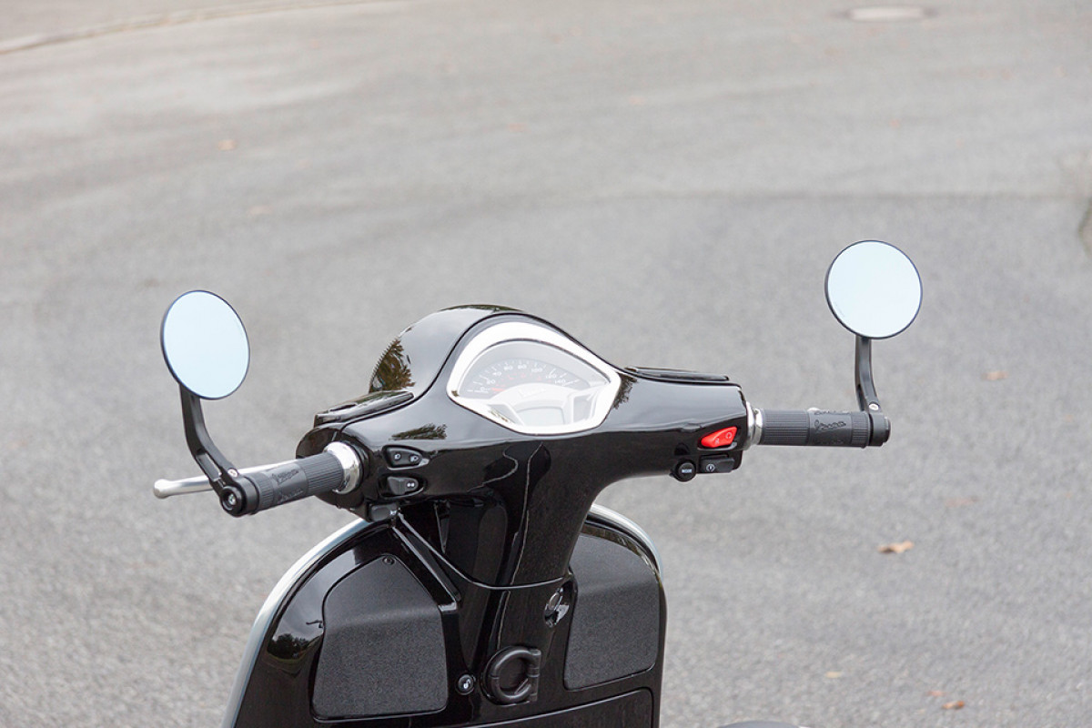 Lenkerendspiegel Clubman für Vespa ET / LX / LXV /S / GTS / GTS Super / GTV / GTS HPE / GT